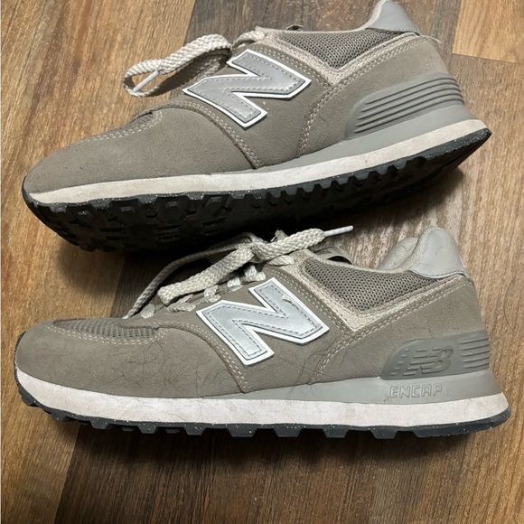 New Balance Shoes - New Balance 574, size 6.5